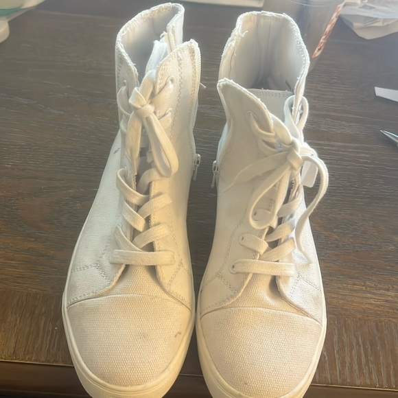 Dolce Vita Shoes - DV- Dolce Vita high tops